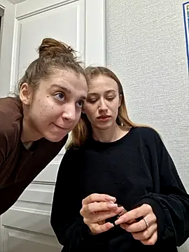 Snapshot of yourfavpsy_ chatting on September 16, 2025, 12:39 pm yourfavpsy online show from September 16, 2025, 12:39 pm