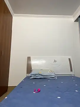 Mei-s online show from September 24, 2025, 2:40 am