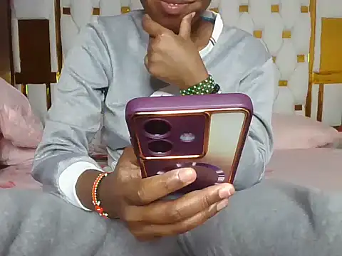 Nodia32 online show from September 24, 2025, 11:28 am