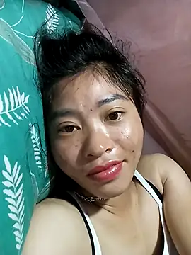 Phuongphuongg online show from November 10, 2025, 9:09 pm