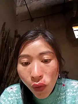 Phuongphuongg online show from December 18, 2025, 6:07 am