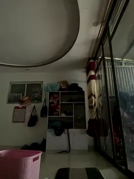 Nhung584 online show from September 28, 2025, 11:44 pm