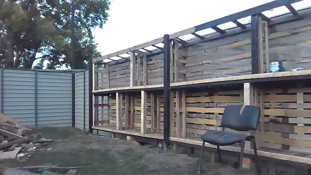 fox red lady7 online show from September 12, 2025, 4:07 pm