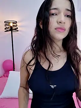 Snapshot of LUNAA___ chatting on October 3, 2025, 4:03 am LUNAA online show from October 3, 2025, 4:03 am