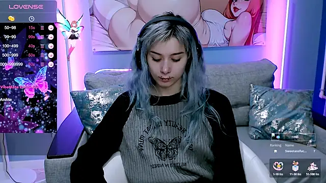 SophieAsh online show from October 18, 2025, 7:10 am