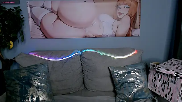 SophieAsh online show from October 7, 2025, 7:53 am