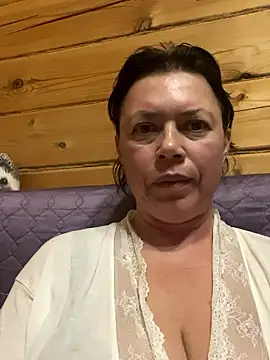 Kiravix online show from March 11, 2026, 7:30 pm