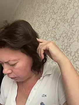 Kiravix online show from November 4, 2025, 9:35 am