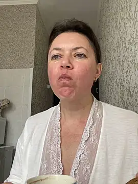 Kiravix online show from April 13, 2026, 6:50 am