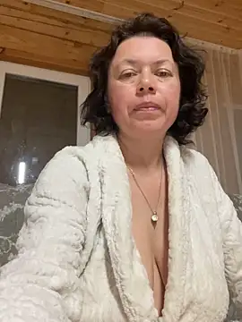 Kiravix online show from March 29, 2026, 8:54 pm