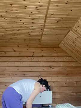 Kiravix online show from April 18, 2026, 7:22 am