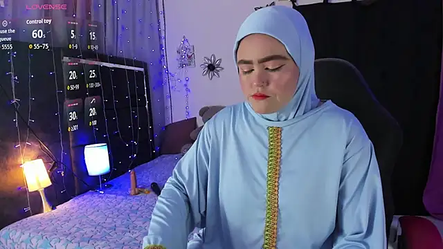 Snapshot of MarianFadel chatting on October 25, 2025, 12:28 pm MarianFadel online show from October 25, 2025, 12:28 pm