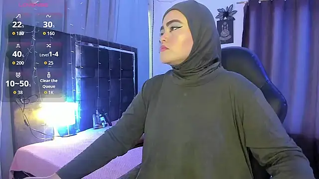 Snapshot of MarianFadel chatting on November 22, 2025, 12:48 pm MarianFadel online show from November 22, 2025, 12:48 pm