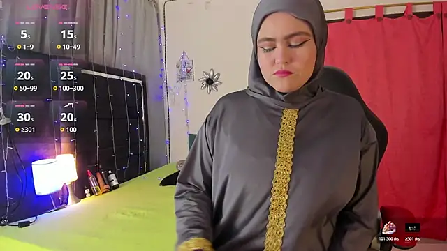 Snapshot of MarianFadel chatting on November 1, 2025, 12:32 pm MarianFadel online show from November 1, 2025, 12:32 pm