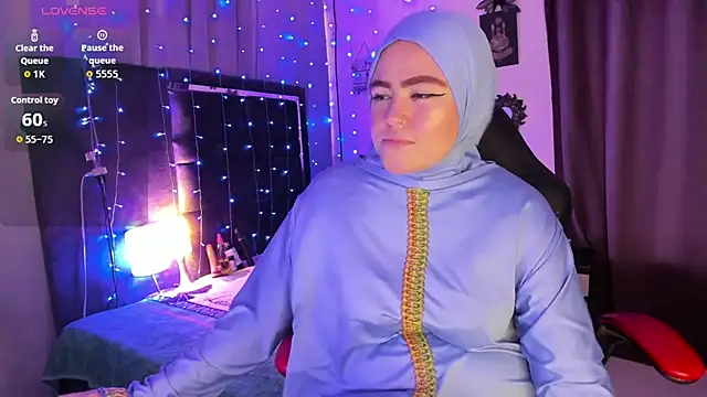 Snapshot of MarianFadel chatting on November 4, 2025, 12:31 pm MarianFadel online show from November 4, 2025, 12:31 pm