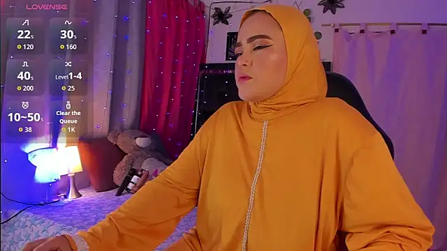 Snapshot of MarianFadel chatting on January 8, 2026, 12:33 pm MarianFadel online show from January 8, 2026, 12:33 pm