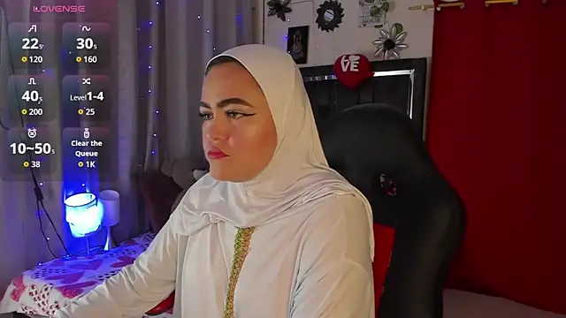 Snapshot of MarianFadel chatting on February 16, 2026, 12:26 pm MarianFadel online show from February 16, 2026, 12:26 pm