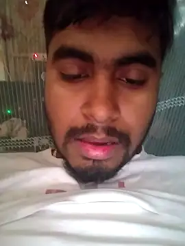 Snapshot of Rohit4500 chatting on December 20, 2025, 3:20 am Rohit4500 online show from December 20, 2025, 3:20 am