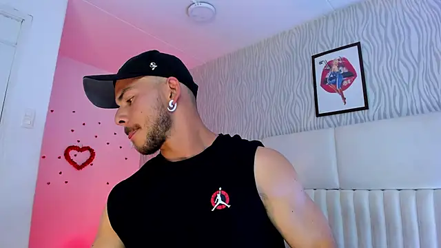 dylan jacobx online show from November 26, 2025, 3:06 am