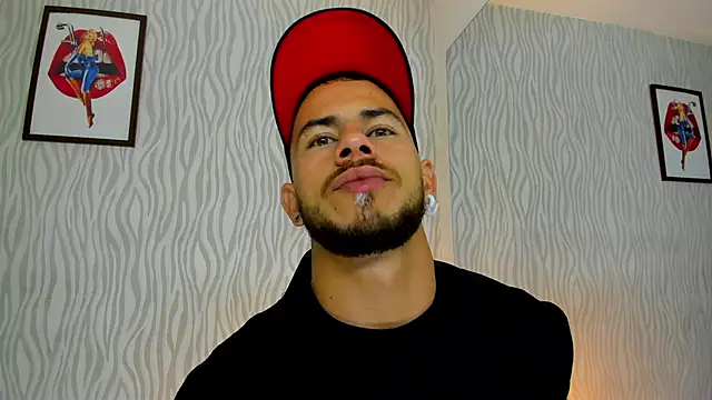 dylan jacobx online show from October 28, 2025, 3:07 am