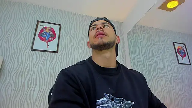 dylan jacobx online show from September 11, 2025, 2:55 am