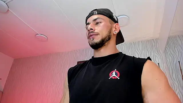 dylan jacobx online show from February 18, 2026, 9:11 pm