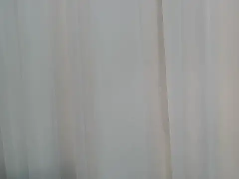 lishainparis18 online show from October 19, 2025, 5:10 am