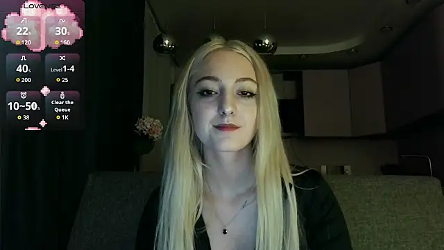 white liillyy online show from September 19, 2025, 11:53 pm