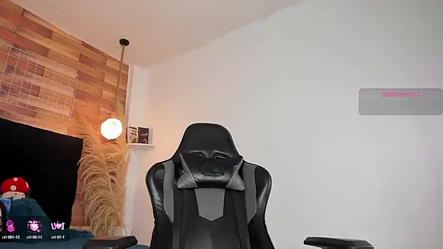 Emily brown04 online show from October 3, 2025, 10:28 am