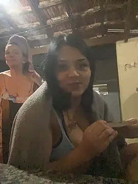 Snapshot of Babebommer chatting on November 15, 2025, 3:43 am Babebommer online show from November 15, 2025, 3:43 am