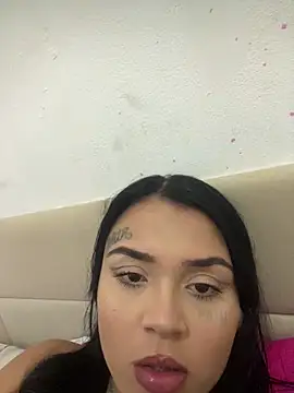 Snapshot of Babebommer chatting on October 2, 2025, 11:30 pm Babebommer online show from October 2, 2025, 11:30 pm