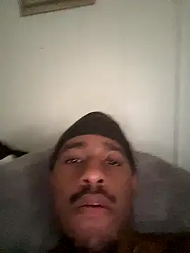 tyrek5051 online show from October 24, 2025, 4:17 pm