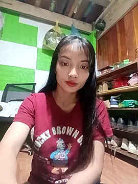 Snapshot of tdtd98 chatting on November 6, 2025, 4:33 pm tdtd98 online show from November 6, 2025, 4:33 pm