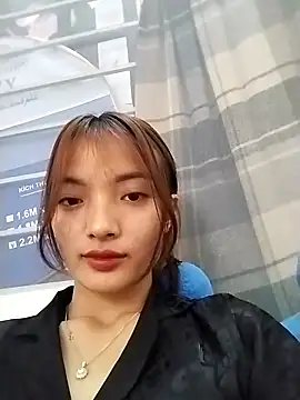 tdtd98 online show from April 13, 2026, 7:12 am