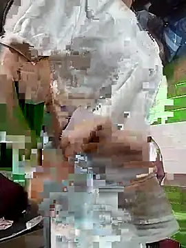 Snapshot of tdtd98 chatting on December 17, 2025, 4:06 am tdtd98 online show from December 17, 2025, 4:06 am