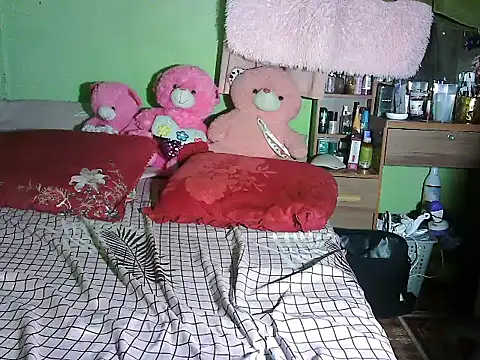 Snapshot of BigClit_Ayana chatting on October 18, 2025, 8:22 pm BigClit Ayana online show from October 18, 2025, 8:22 pm