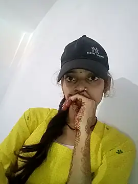Sexey-Komal online show from October 10, 2025, 2:45 am