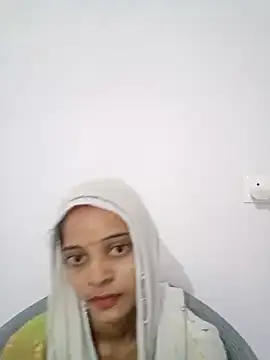 Sexey-Komal online show from September 30, 2025, 9:37 am