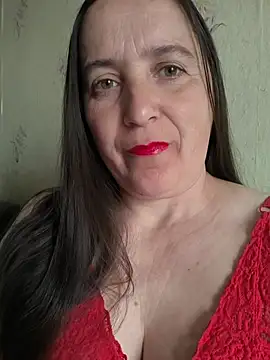 Snapshot of EvelinCutex chatting on May 5, 2026, 11:24 am EvelinCutex online show from May 5, 2026, 11:24 am