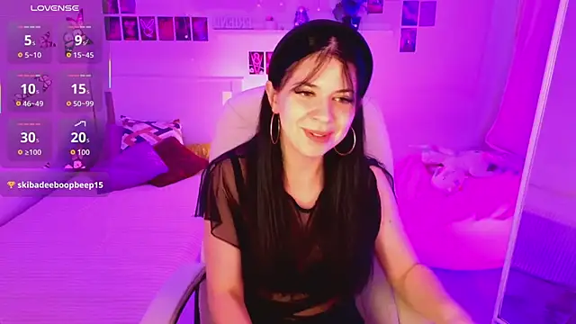 Snapshot of Wander_Waves chatting on September 30, 2025, 8:48 pm Wander Waves online show from September 30, 2025, 8:48 pm