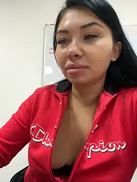 Mia stepMOM online show from October 18, 2025, 6:15 am