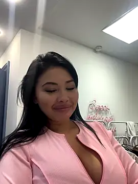 Mia stepMOM online show from October 16, 2025, 5:59 am