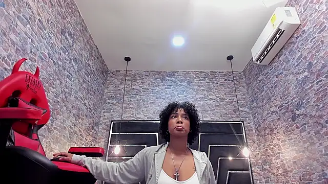 Snapshot of WILD_FIREE_ chatting on February 24, 2026, 7:15 pm WILD FIREE online show from February 24, 2026, 7:15 pm