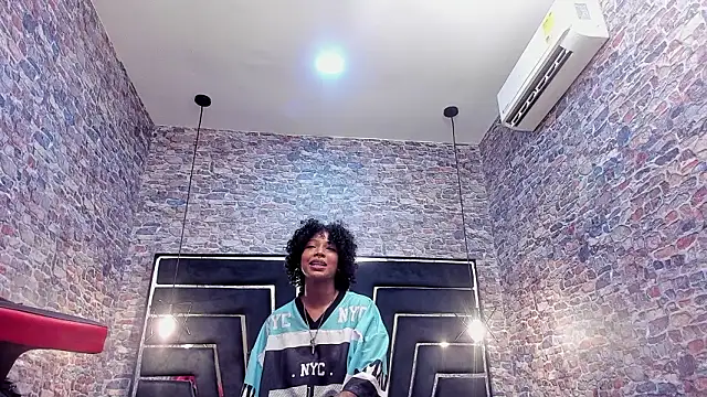 Snapshot of WILD_FIREE_ chatting on February 17, 2026, 6:49 pm WILD FIREE online show from February 17, 2026, 6:49 pm