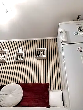 Snapshot of Mayaaaaaa_ chatting on February 25, 2026, 11:32 am Mayaaaaaa online show from February 25, 2026, 11:32 am