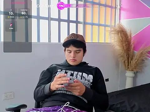 Snapshot of invincible200 chatting on November 19, 2025, 2:39 pm invincible200 online show from November 19, 2025, 2:39 pm