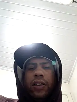 paulinhogostosinho online show from September 14, 2025, 5:41 am