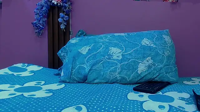 Snapshot of skinnybarbie022 chatting on November 15, 2025, 1:09 am skinnybarbie022 online show from November 15, 2025, 1:09 am