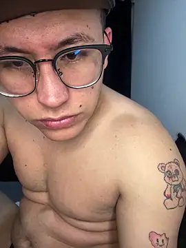 Kurtxxx22 online show from December 15, 2025, 2:50 am