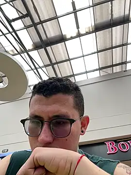 Kurtxxx22 online show from March 18, 2026, 6:20 pm